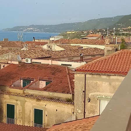 Al Vecchio Castello Bed & Breakfast Тропеа Екстериор снимка