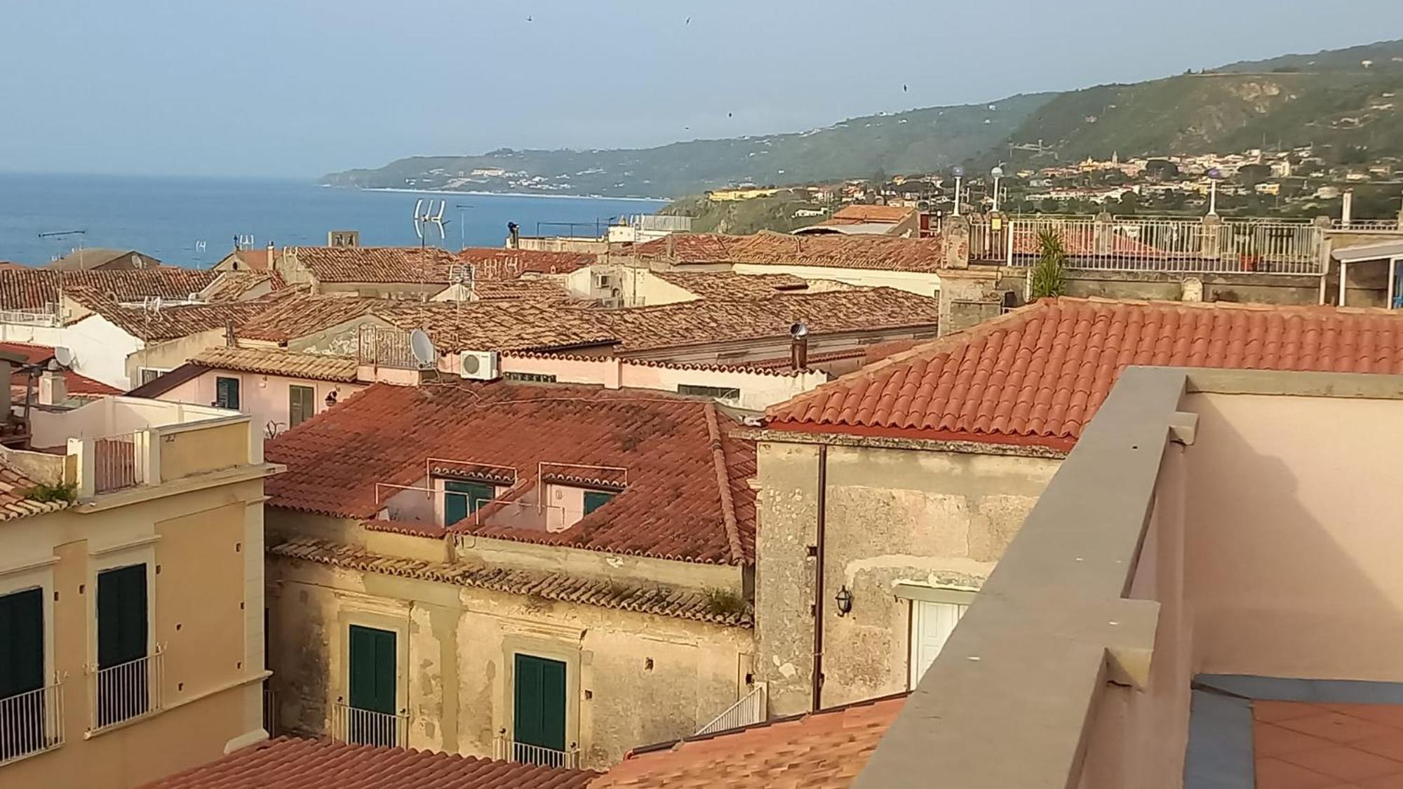 Al Vecchio Castello Bed & Breakfast Тропеа Екстериор снимка