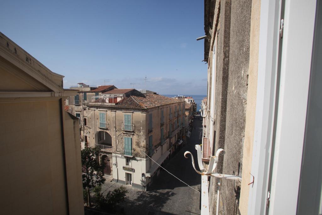 Al Vecchio Castello Bed & Breakfast Тропеа Екстериор снимка