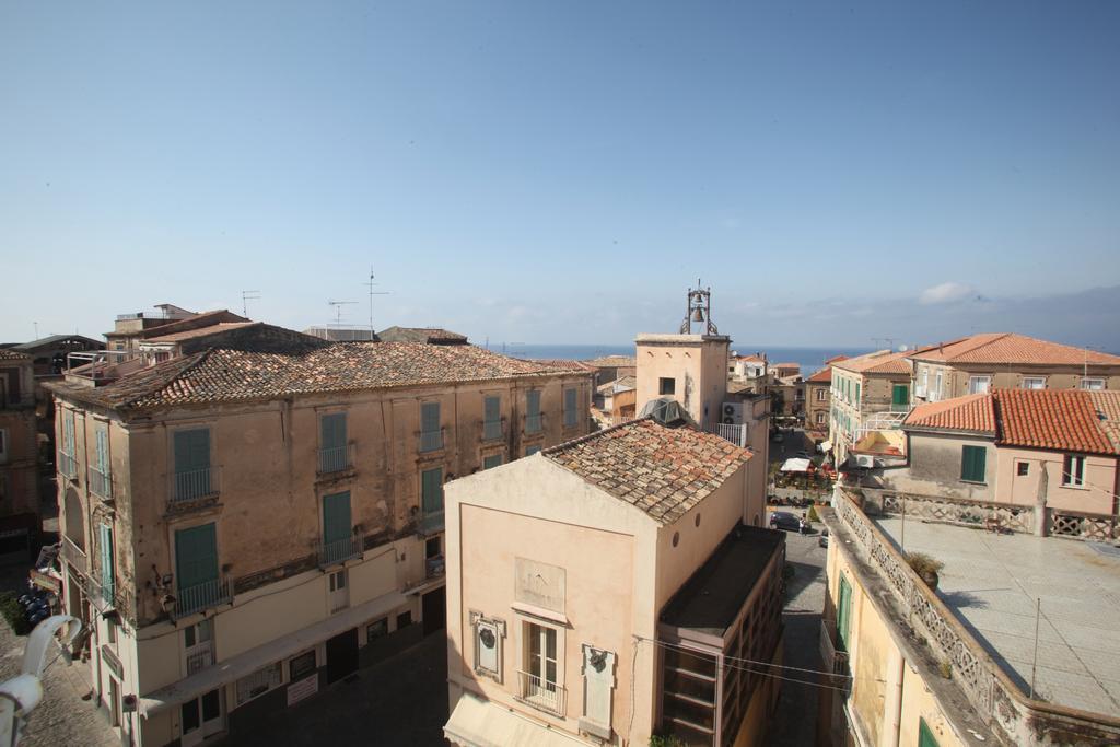 Al Vecchio Castello Bed & Breakfast Тропеа Екстериор снимка