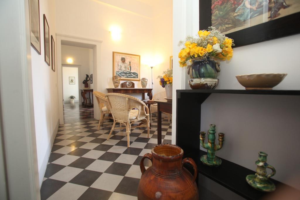 Al Vecchio Castello Bed & Breakfast Тропеа Екстериор снимка