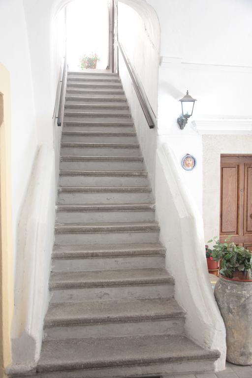 Al Vecchio Castello Bed & Breakfast Тропеа Екстериор снимка